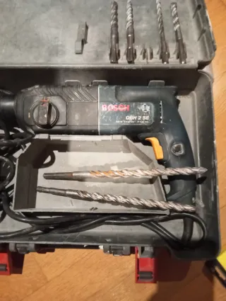 Taladro percutor Bosch GBH 2 SE.