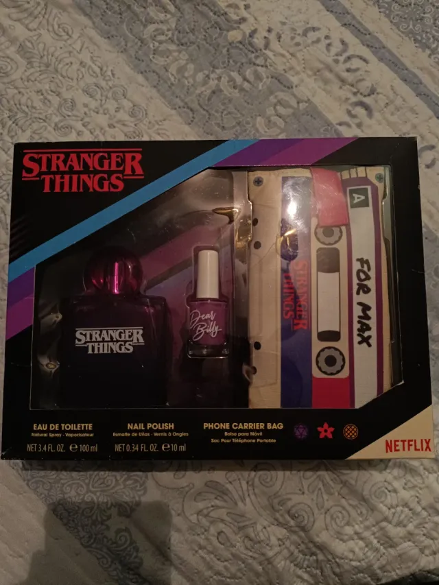 Set Stranger Things Perfume y Neceser