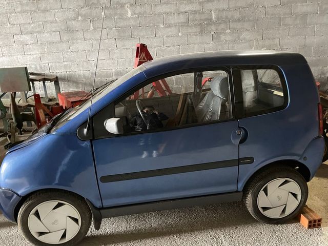 Coche sin carnet azul, 30.000 km