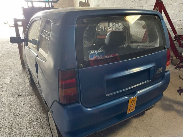 Coche sin carnet azul, 30.000 km