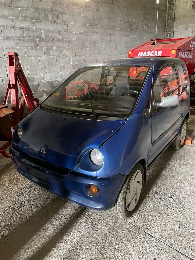 Coche sin carnet azul, 30.000 km