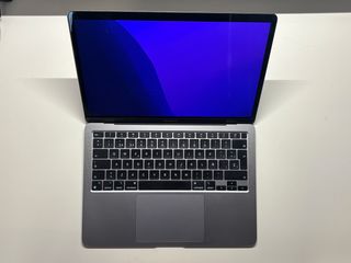 MacBook Air M1 8/256 GB