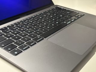 MacBook Air M1 8/256 GB