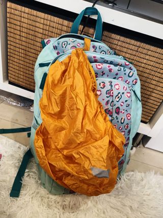Mochila escolar niña turquesa estampado