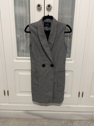 Chaleco paño pata gallo Stradivarius Talla M