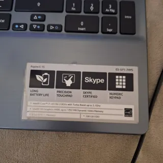 Portátil Acer Aspire E15, Modelo ES571-74YS