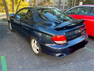 Hyundai Coupe 2001