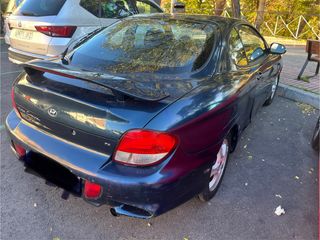 Hyundai Coupe 2001
