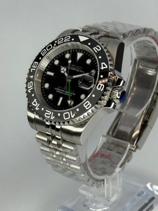 Reloj Seiko Mod tipo Bruce Wayne GMT