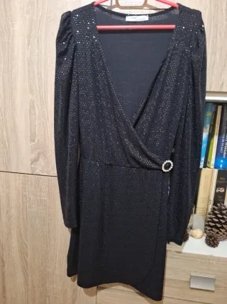 Vestido negro lentejuelas Pull&Bear