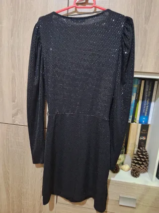 Vestido negro lentejuelas Pull&Bear