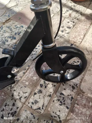 Patinete SCOOTER negro