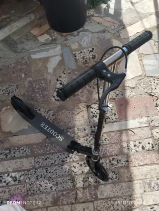 Patinete SCOOTER negro