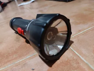 Linterna Energizer regulable