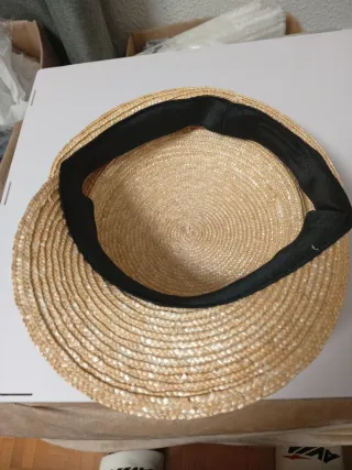 Sombrero de paja beige