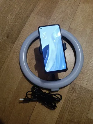 Aro de luz con trípode