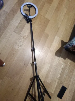 Aro de luz con trípode