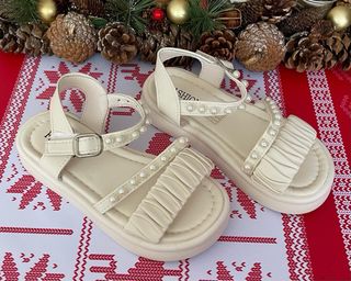 Sandalias niña perlas beige