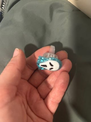 Anillo Cara Fantasma Azul Glitter