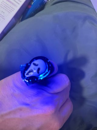 Anillo Cara Fantasma Azul Glitter
