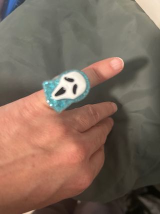 Anillo Cara Fantasma Azul Glitter