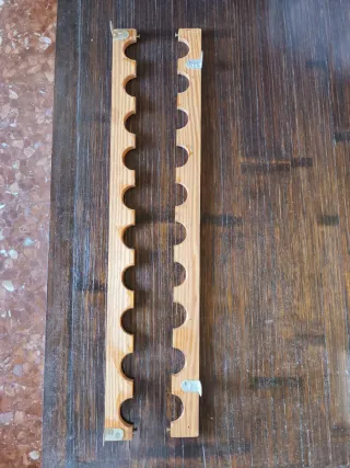 Soportes de madera para 10 cañas de pescar