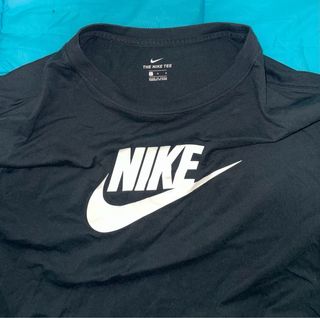 Camiseta Nike Negra Crop Top