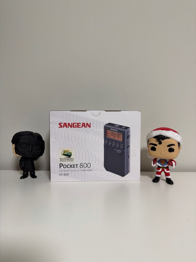 Rádio Portátil Sangean DT-800 FM/AM