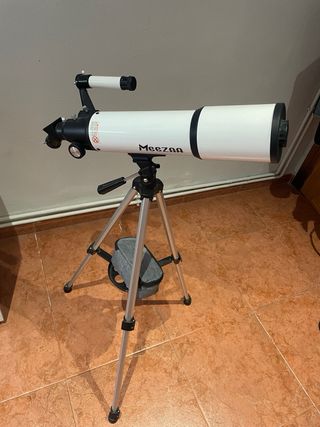Telescopio Meeza con trípode