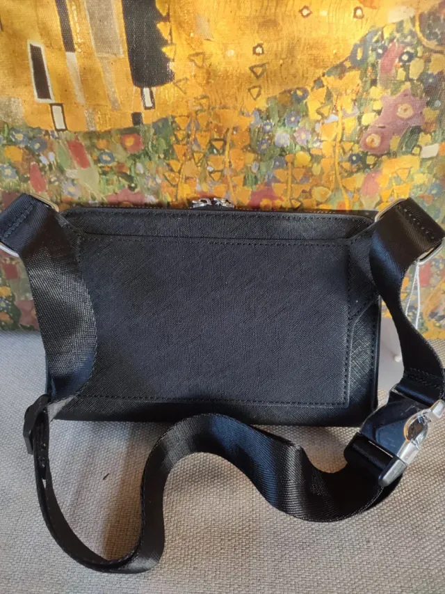 Bolsa de Cintura Preta