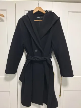 Abrigo Zara Talla L Negro