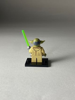 Yoda - Figurine Type Lego Star Wars 5
