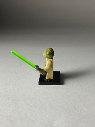 Yoda - Figurine Type Lego Star Wars 5