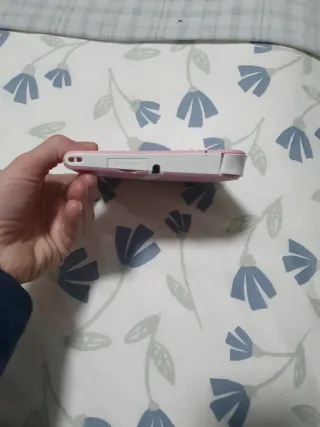 Nintendo 2DS Rosa para piezas