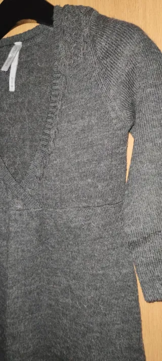 Camisola Springfield Decote V bordado Cinza