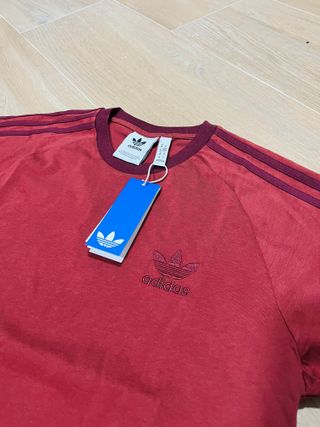 Camiseta Adidas Classics M a estrenar