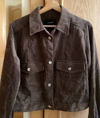 Chaqueta corta en pana suave