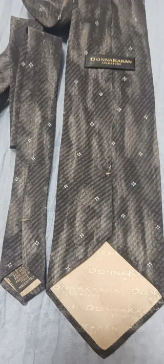 Corbata Donna Karan Marrón y Gris