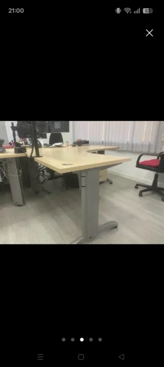 Urge 3 tavoli da ufficio angolari