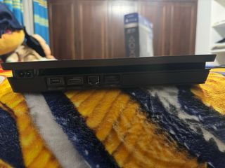 PS4 Limited Edition Days of Play + Juegos