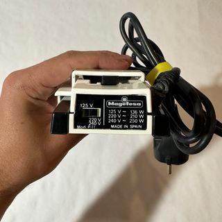 Plancha de Viaje Vintage Magefesa P-11 (con funda)