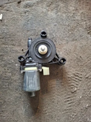 Motor elevalunas Crafter / Man TGE 2022