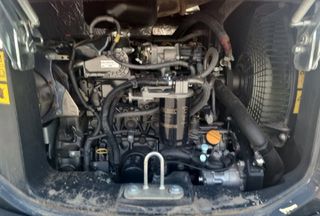 Miniexcavadora Hitachi ZX55U