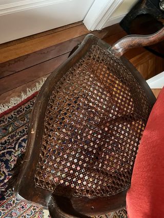 Set di 2 sedie in legno, vimini e cuscino rosso