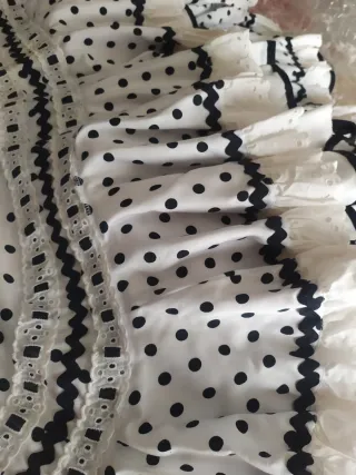 Vestido Flamenca Lunares Blanco y Negro