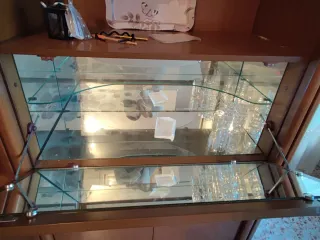 Mueble de salón vintage madera y cristal