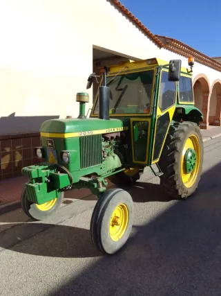 Arado de tractor verde tractores abonadora y segad