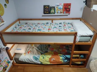 Cama Kura Ikea