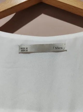 Blusa blanca elegante