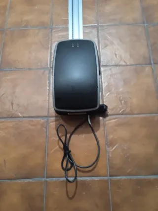 Motor Puerta Garaje , con dos mandos y manual uso.